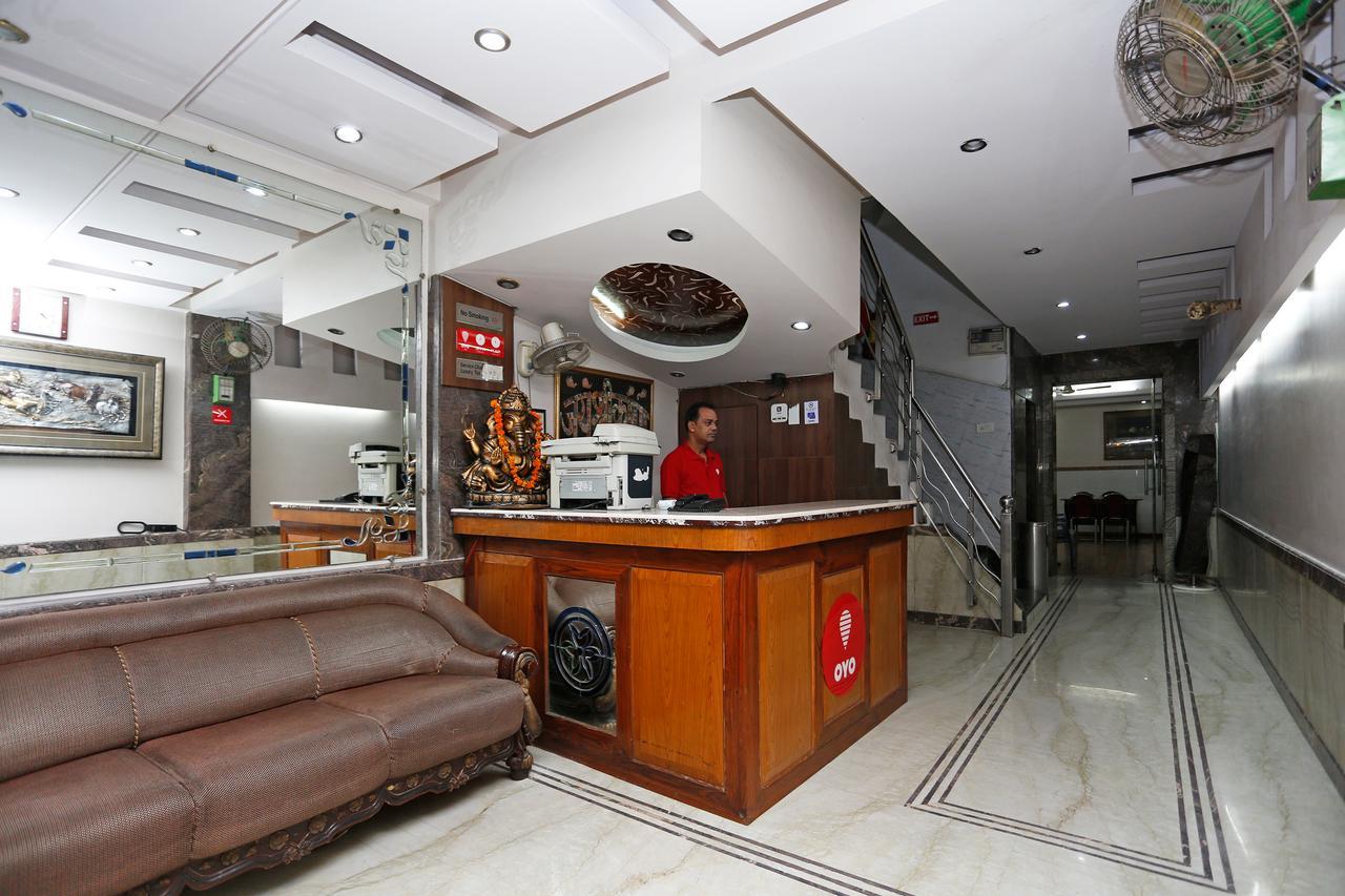 Oyo 5401 Hotel Mid Town Új-Delhi Kültér fotó